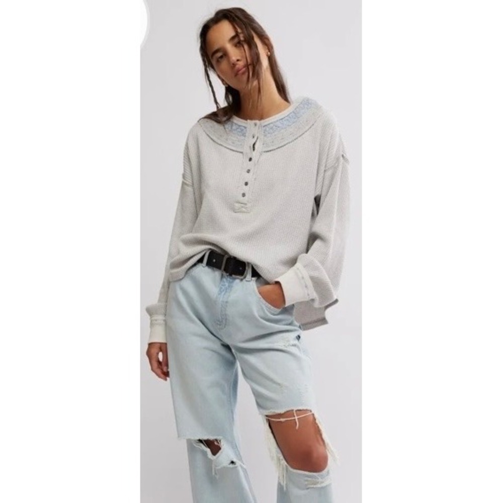 Free People Holly Henley Long Sleeve Top Waffle Knit Grey Blue Embroidered Small - Picture 2 of 11